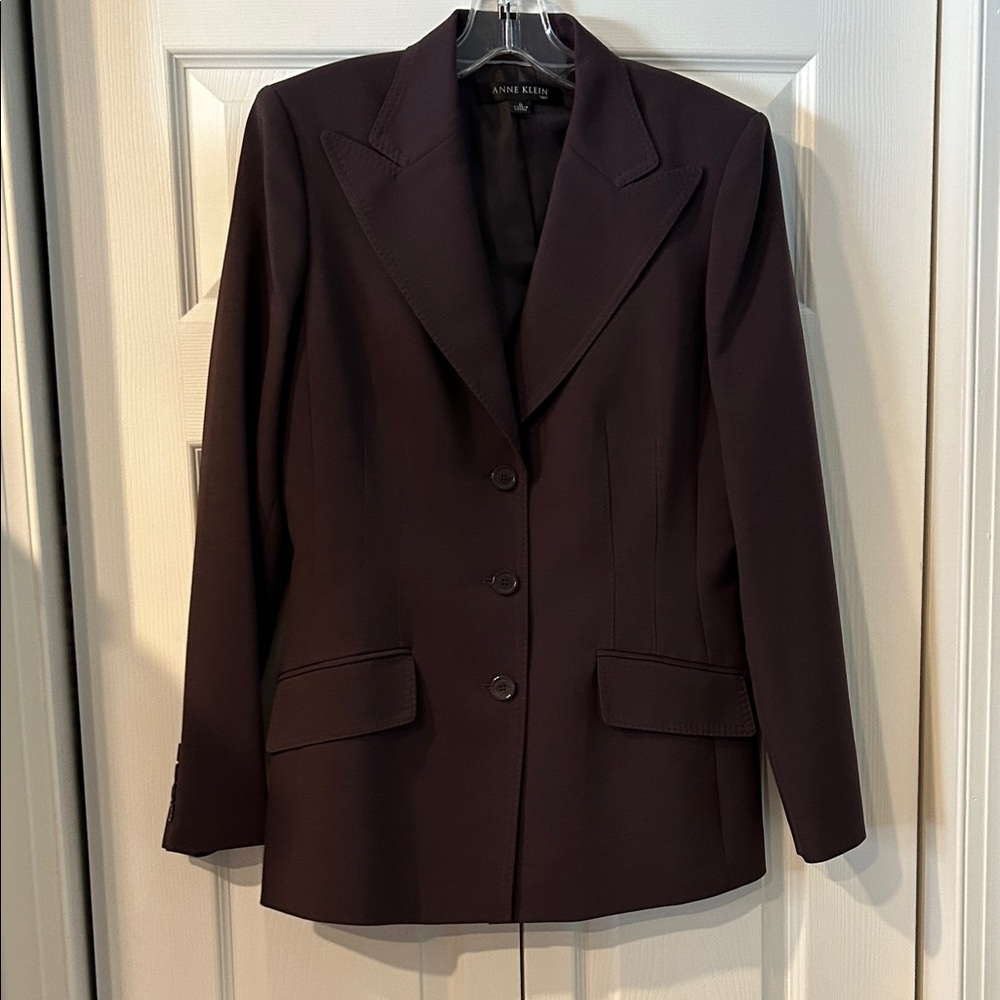Anne Klein Women's Plum Pant Suit
